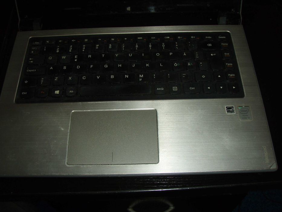 Dezmembrez Lenovo IdeaPad Flex 14 i3-4010U la 1.7 Ghz