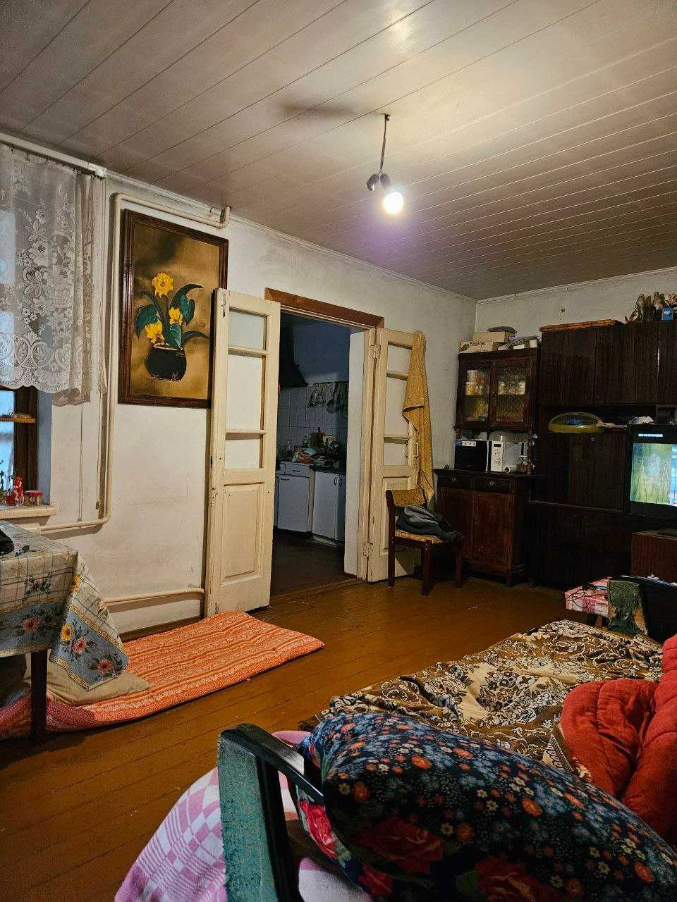 Продам участок  3,5 сотки в Юнус-Абад. р-не, ориентир ТашТюрьма