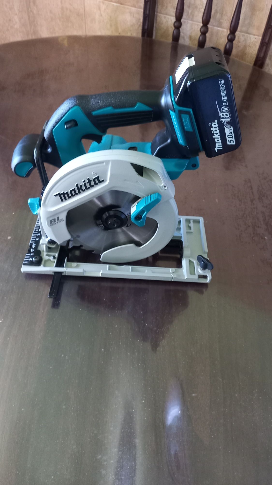 Circular Makita dhs660 anu 2023