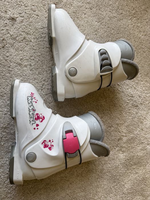 Clapari ski Rossignol, 19.5 MP + bețe