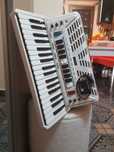 Acordeon Roland FR 3 S Alb cu difuzoare