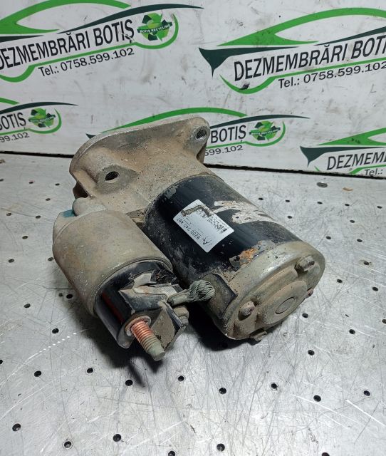 Electromotor Renault 8200 240 487 Dacia Logan prima generatie