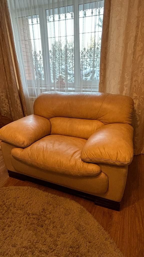 3 дивана и кресло кожа