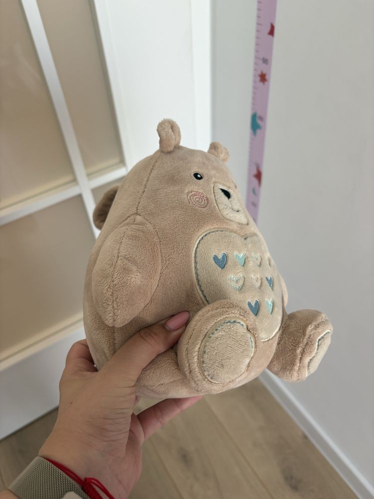 Мечето Бени музикална и светеща плюшена играчка