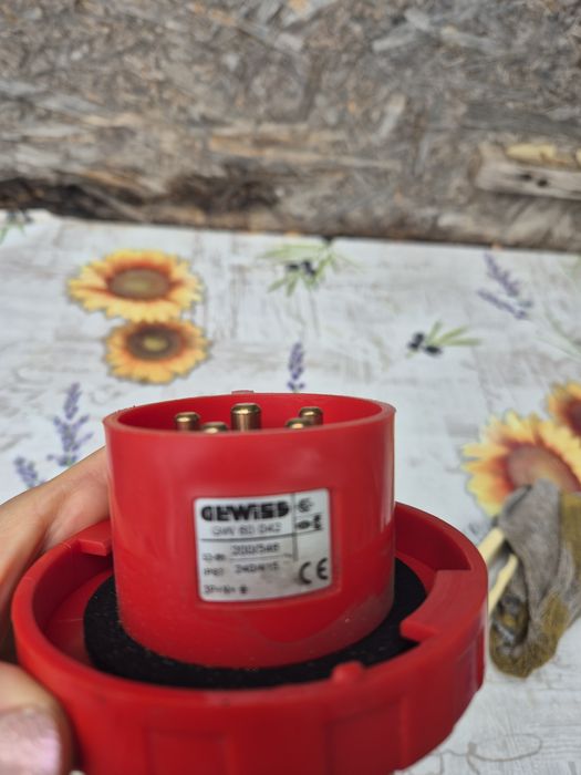 Priză de putere qewiss