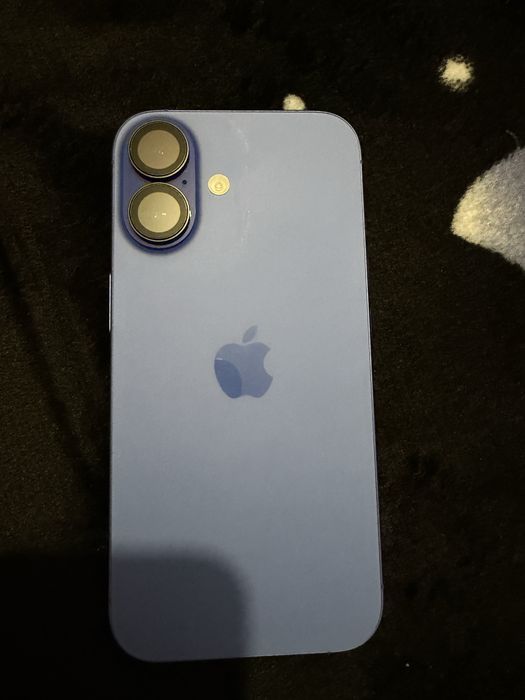 Iphone 16 ultramarine
