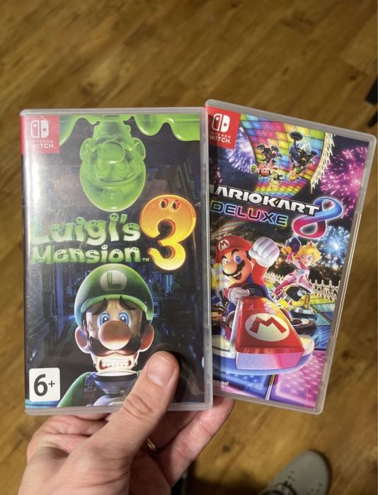 Продам игры Nintindo switch - Luigi Mansion 3 и Mario Kart 8 Deluxe