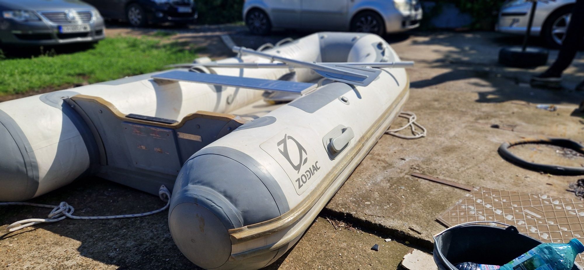 Лодка ZODIAC 3.00m Топ състояние !!!
