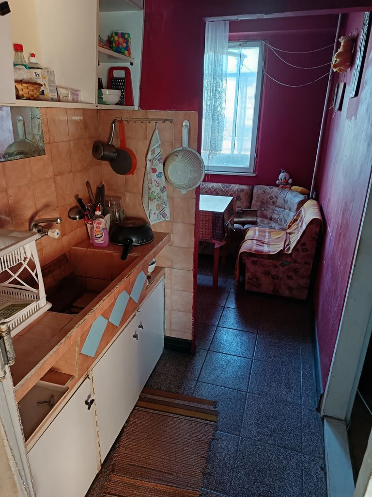 Дава се под наем Двустаен апартамент в Ловеч, Младост - 62 кв.м за 153 € - Снимка #3