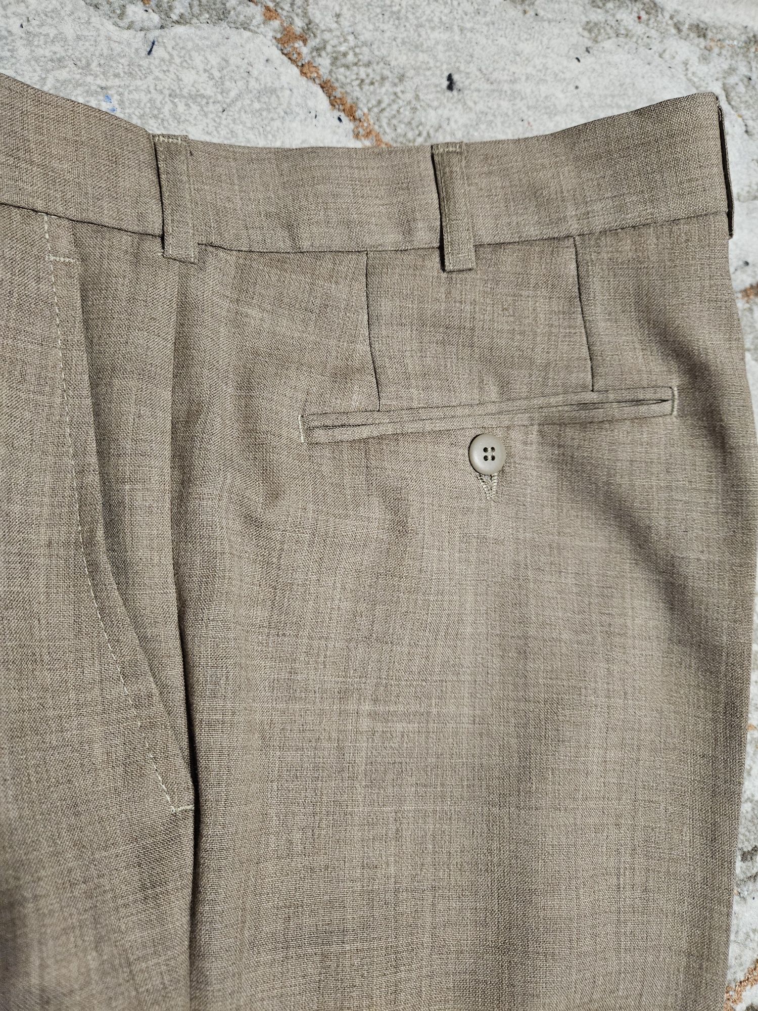 Pantaloni barbati marimea 48