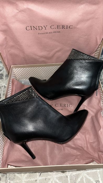 Новые итальянские кожаные ботинки GISER