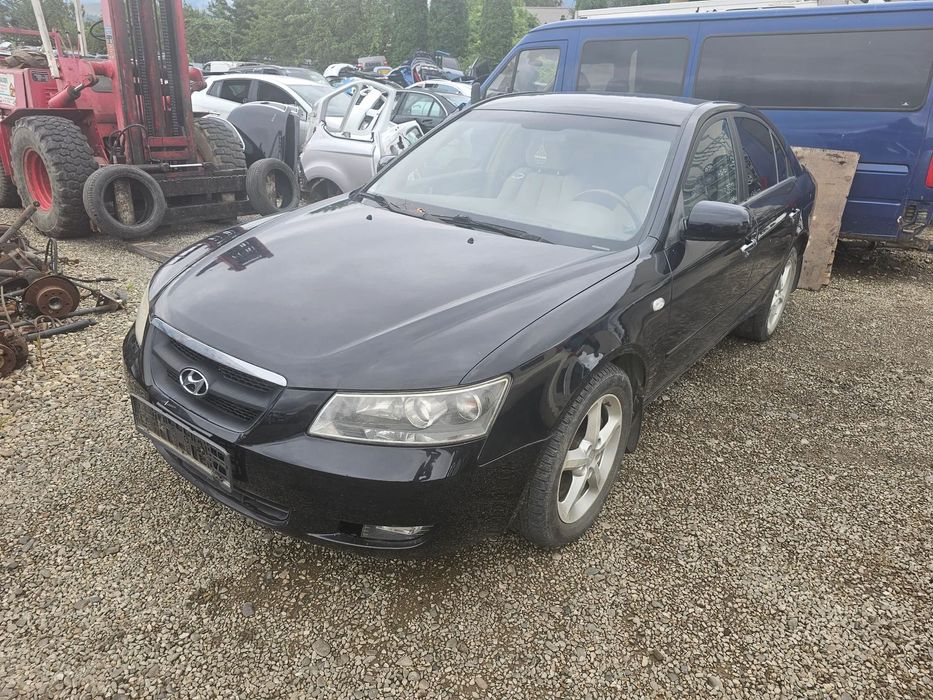 Dezmembrez Hyundai Sonata 2.0 CRDI D4EA 103 KW E4 an 2009