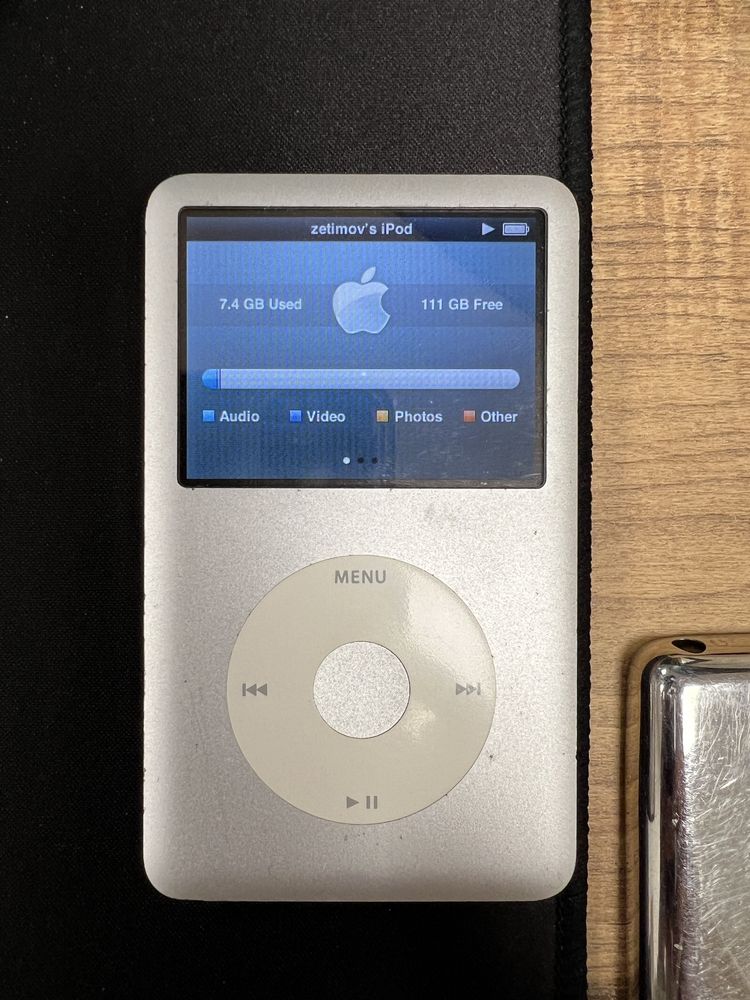 iPod Classic 6th 128GB SSD + 2000mah Battery