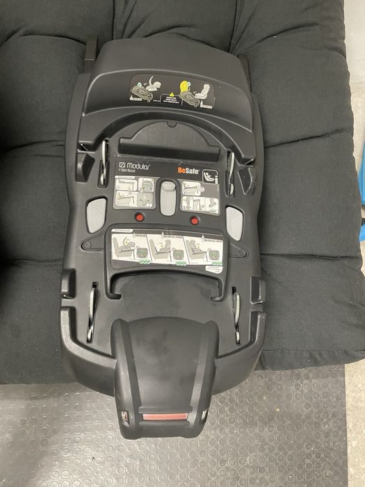 BeSafe IZI Modular X1 i-size /до 4 г./ + изофикс базя IZI Modular