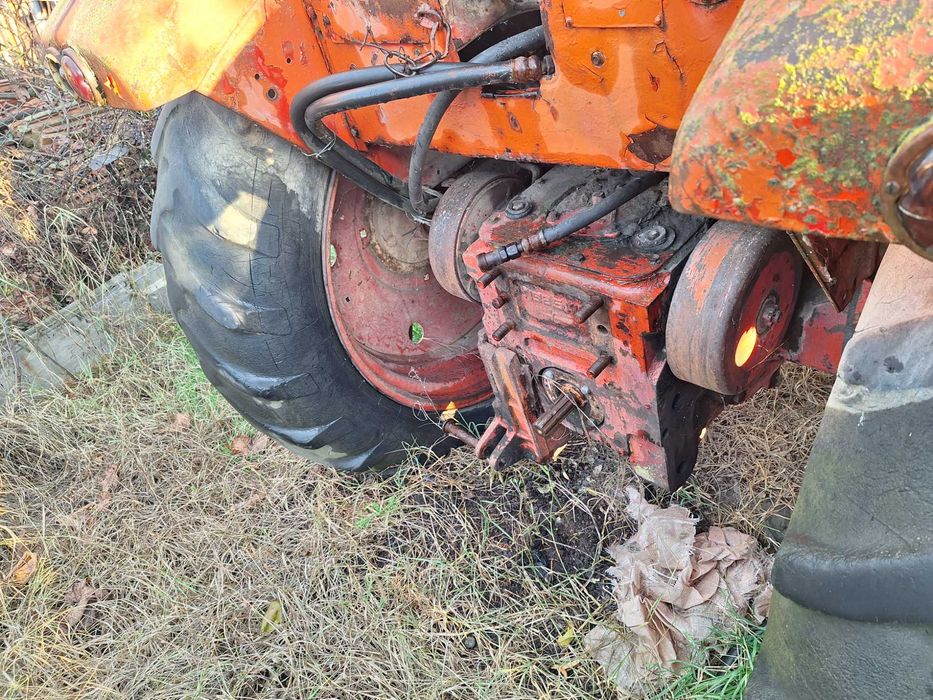 Трактор ЮМЗ 2бр. цял или за части