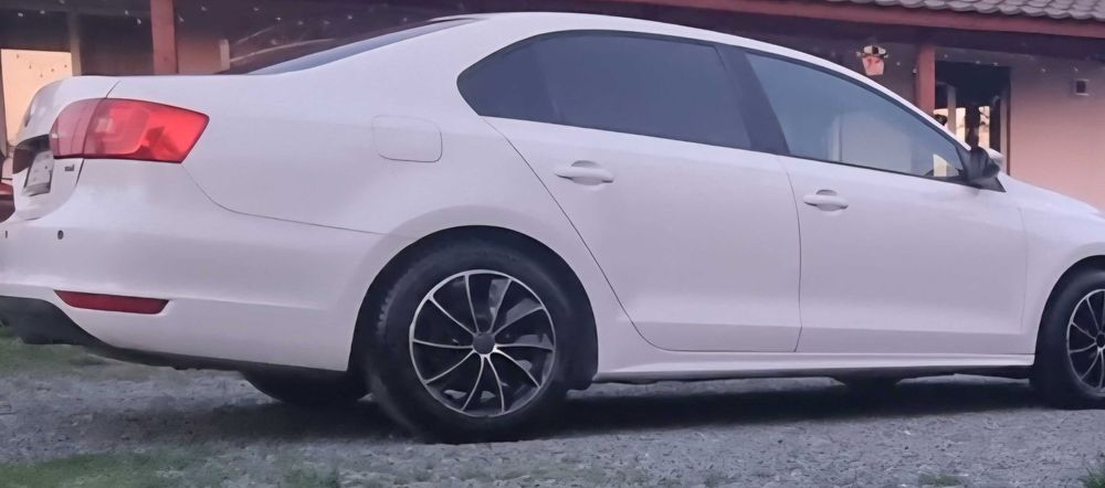 Vand mașină 2012-2013