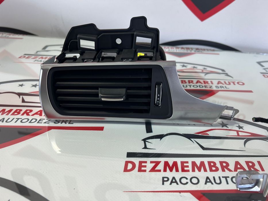 Set Grila/Grile/Gura Ventilatie Aer/Trim Central Bord Audi A6 4G C7