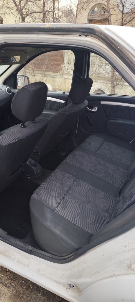 Dacia Logan 1.5 DCI 2010