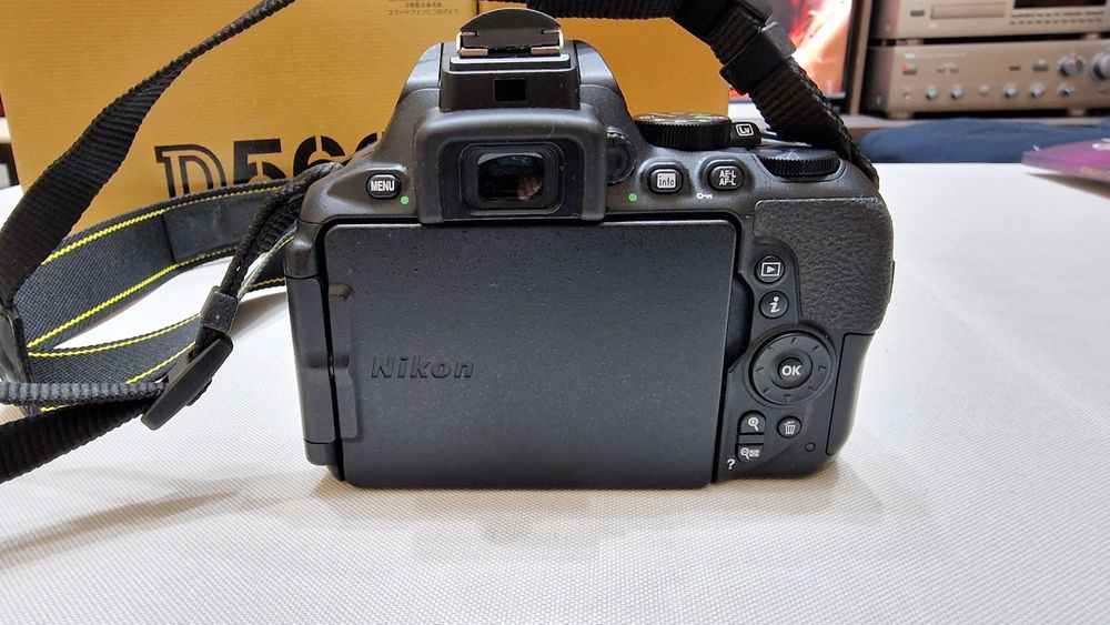 Nikon D5600 с обектив Nikon 18-105mm