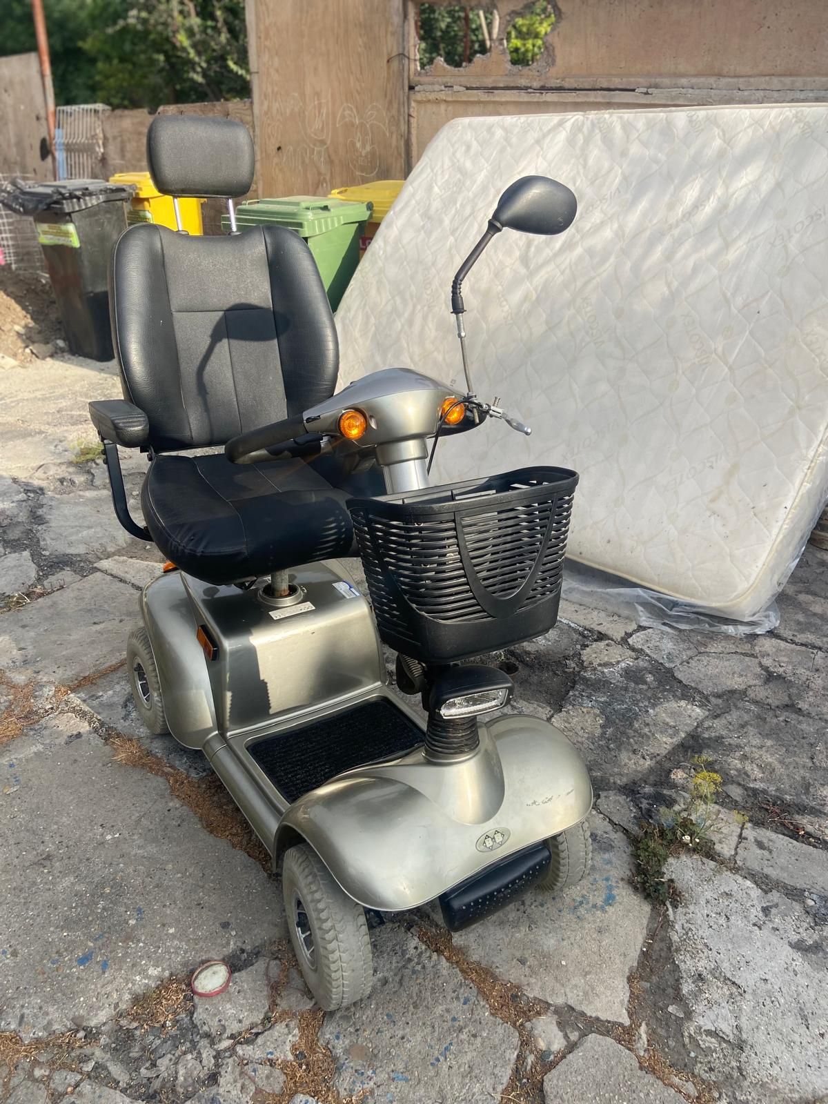 Scuter/ carucior electric