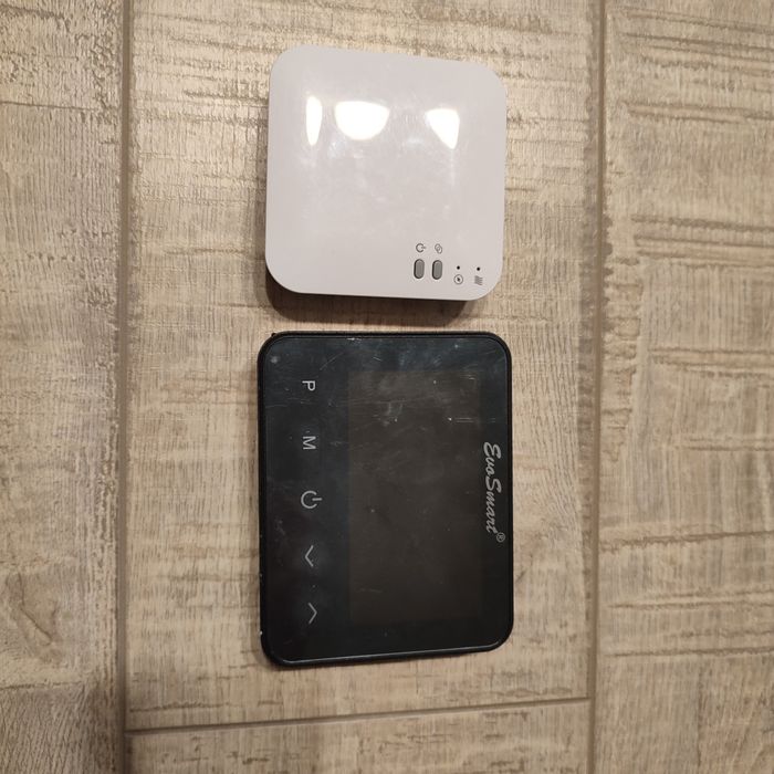 Termostat ambient WIFI EvoSmart defect