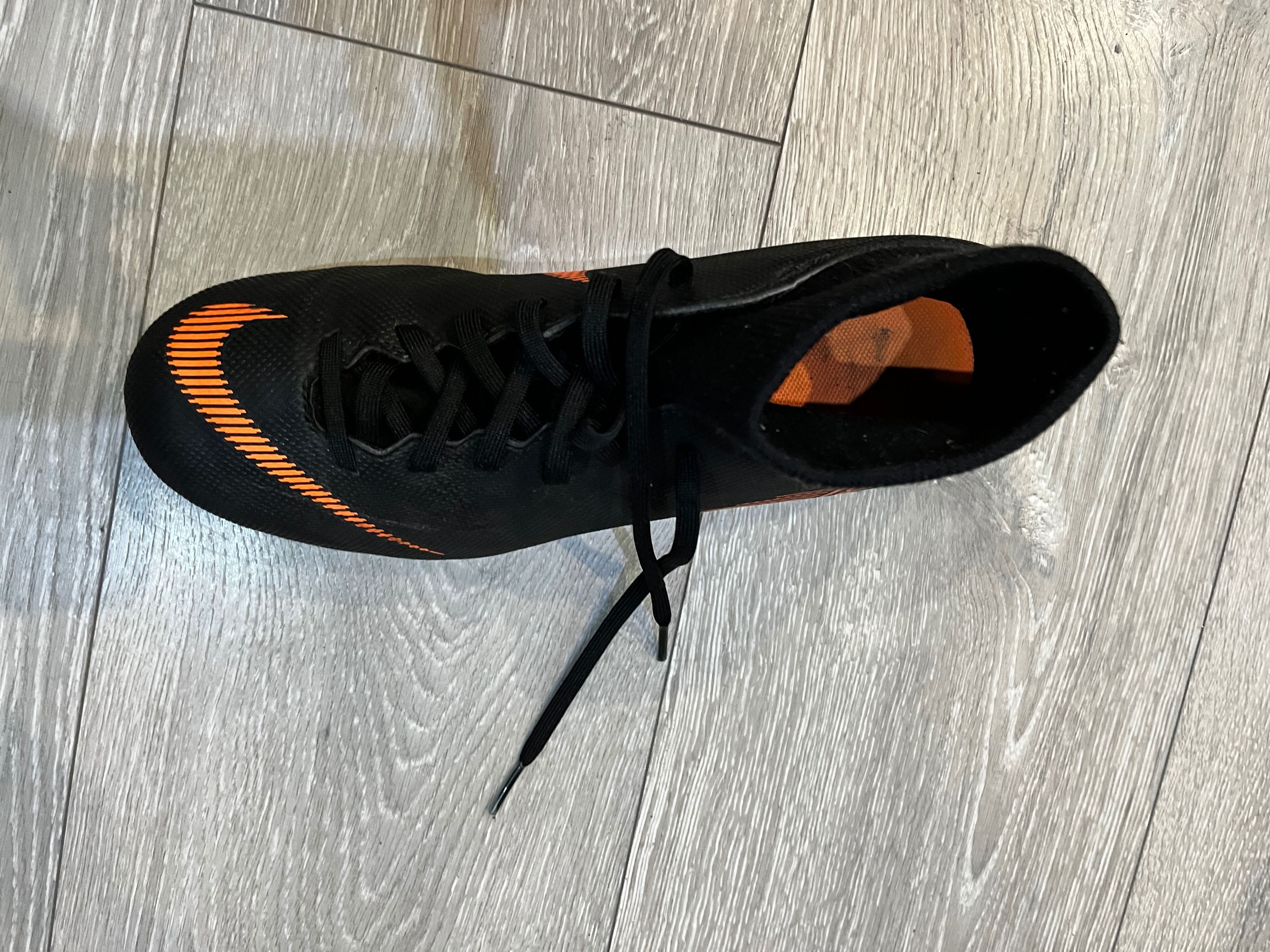 Мъжки футболни обувки Nike