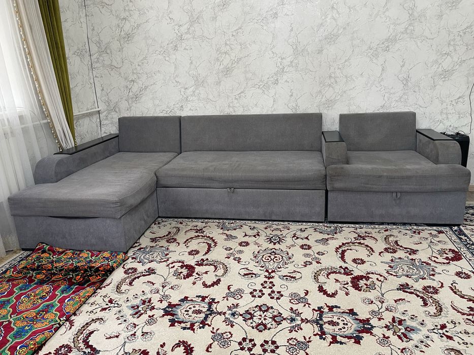 Жақсы күйдегі диван сатылады срочно.