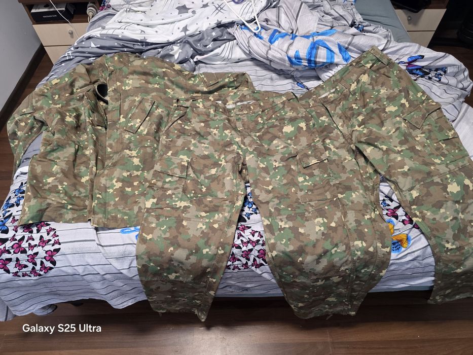 Ținută militara cu bocanci