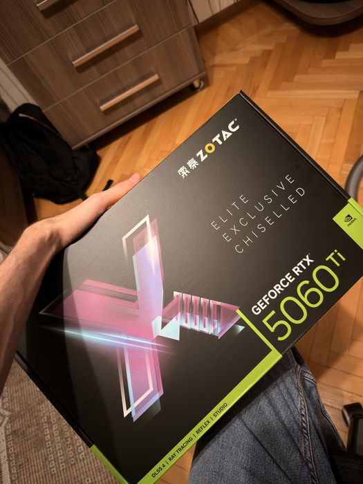 Zotac RTX 5060 Ti 16 Gb в белом исполнении