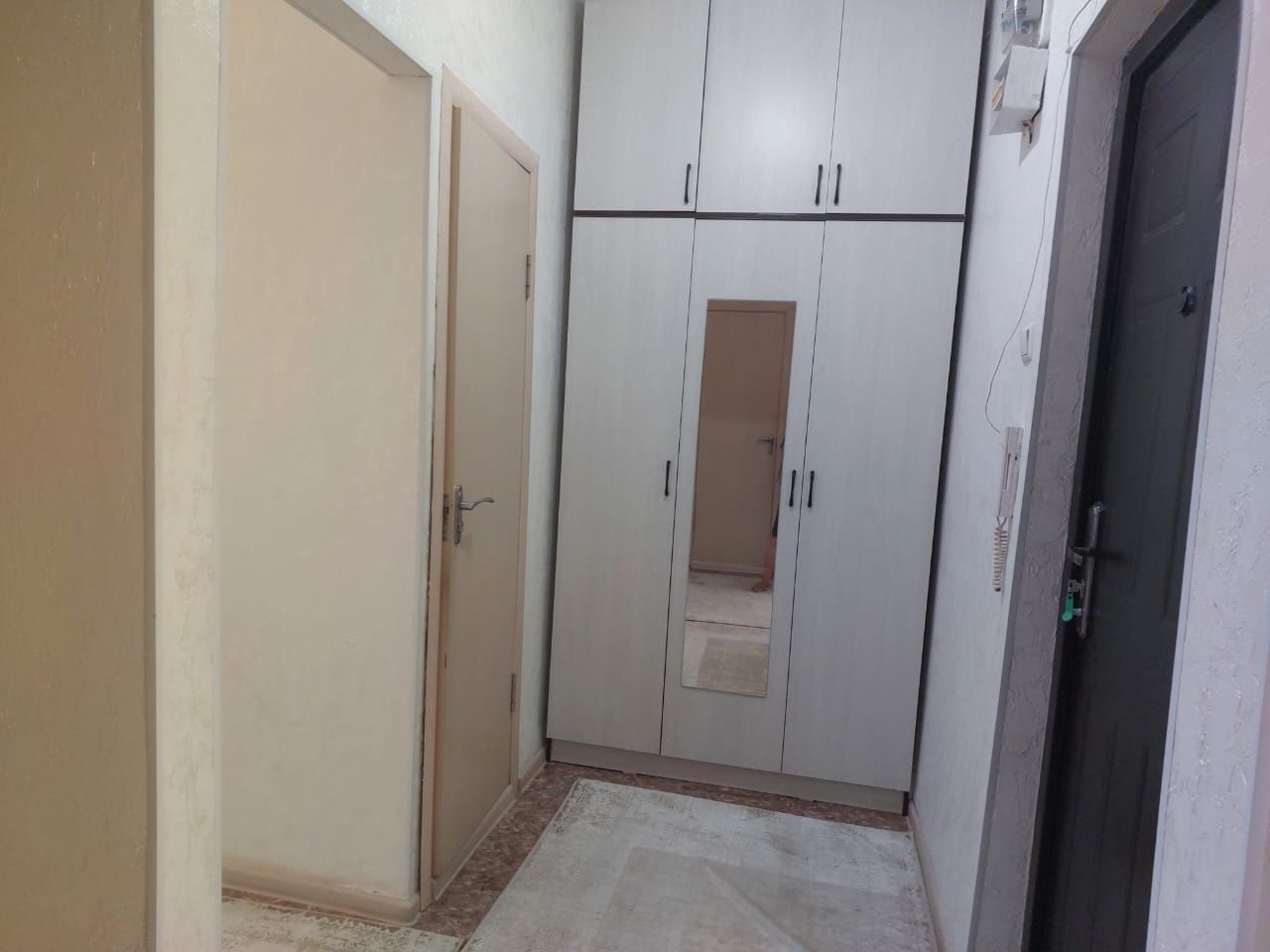 Срочно, продается 2 комн.кв. 10 микр, г.Тараз