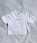 Crop top dama Tommy Jeans tricou cu broderie Hilfiger alb marimea S