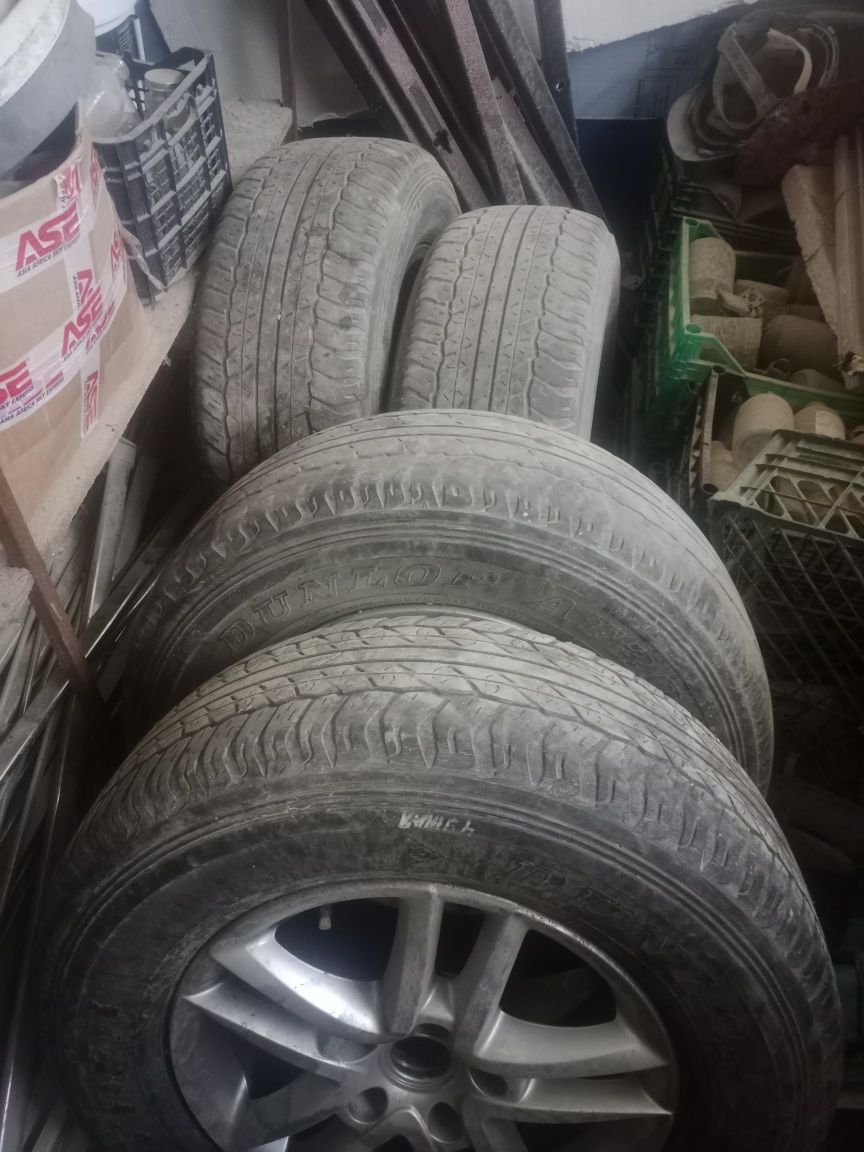 Продам Диски  с шинами