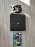 Play Station 4 Pro, 2 manete,  2 jocuri, cablu HDMI , 1TB