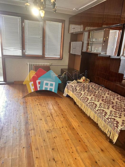 Етаж от къща в Варна-Аспарухово площ 220 цена 148000