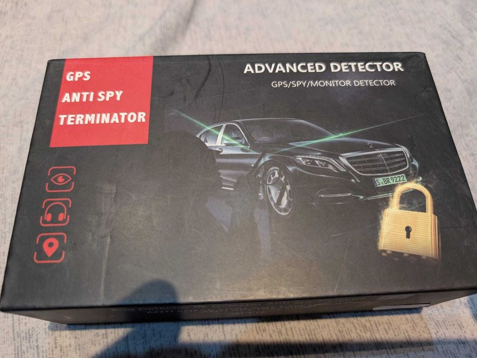 Detector dispozitive spionaj K18, camere ascunse, microfoane GPS