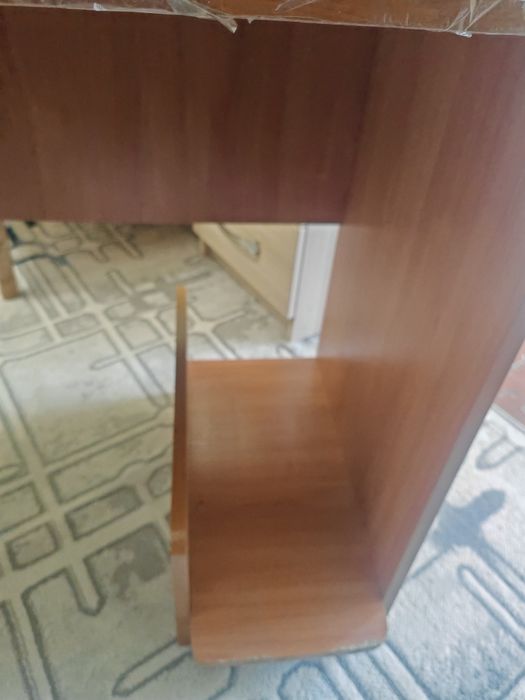 Стол для компьютера