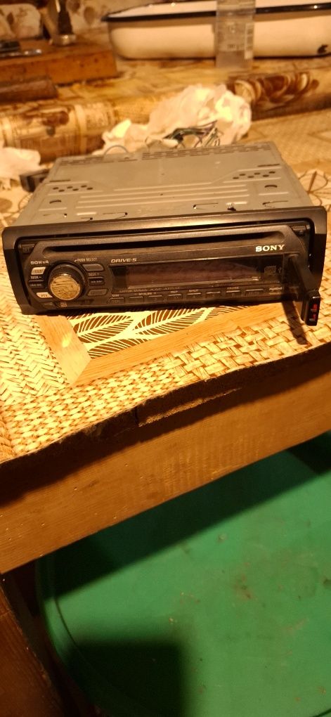 SONY  cdx-gt414u