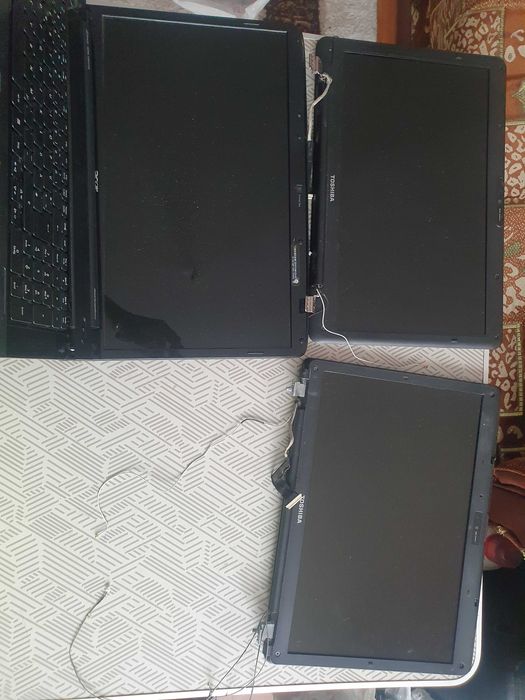 Display leptopuri (mai multe tipuri)