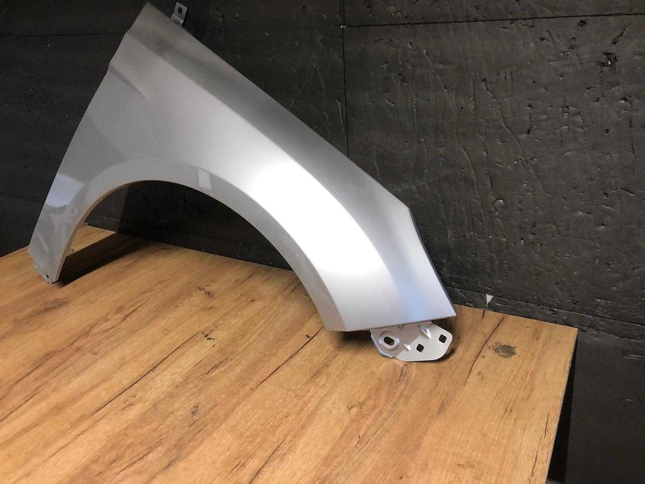 Aripa Fata Dreapta Ford Focus Mk3 An 2011-2014 MoonDust Silver Gri
