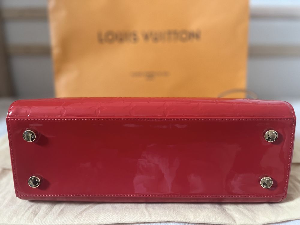 Louis Vuitton чанта