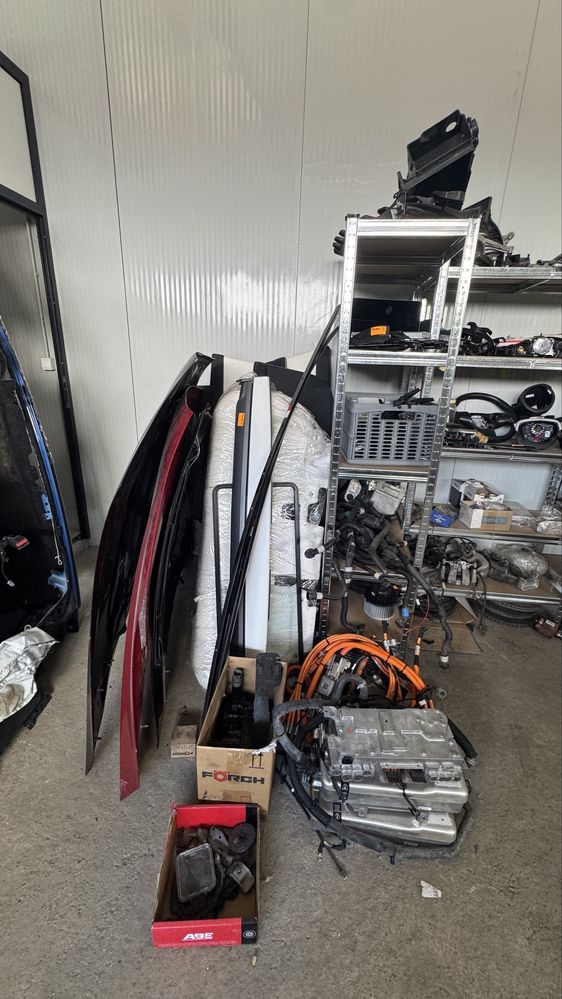 Tesla model S 3 X Y