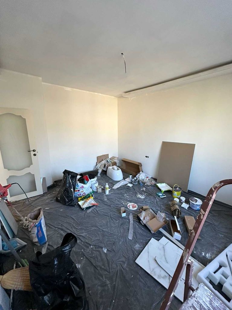 Продава се Тристаен апартамент в София, Слатина - 98 кв.м за 1817 €/кв.м - Снимка #19