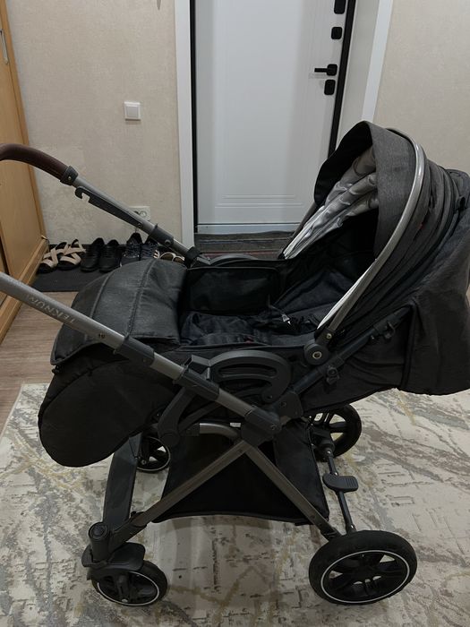 Продам прогулочную коляску