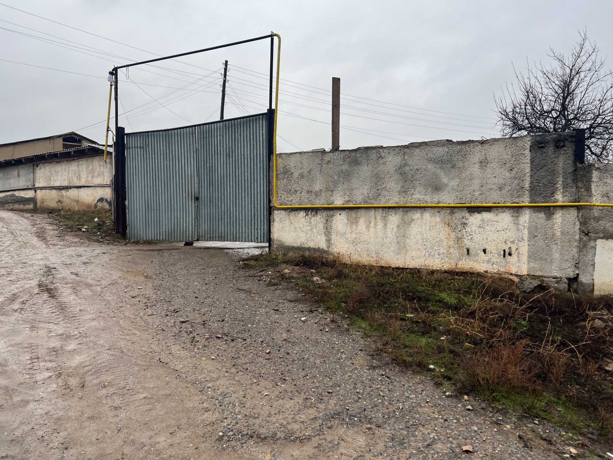 Ferma,bog' yoki kottedj qurish uchun moljalangan 4 gektar joy.
