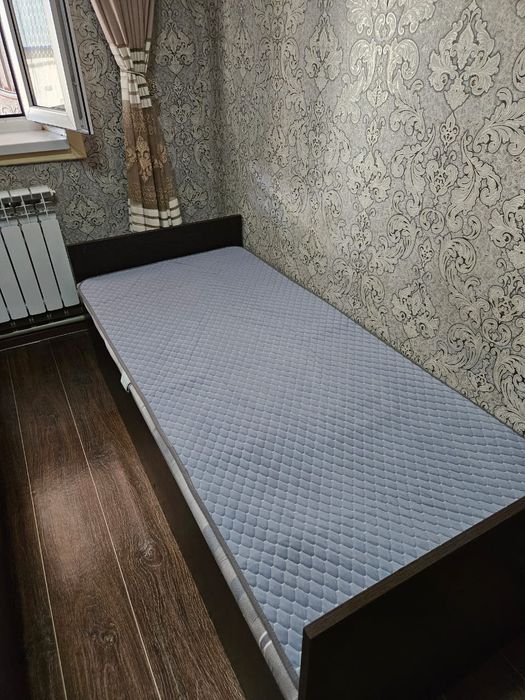 Две одинаковые Кровати.Состояние идеальное.