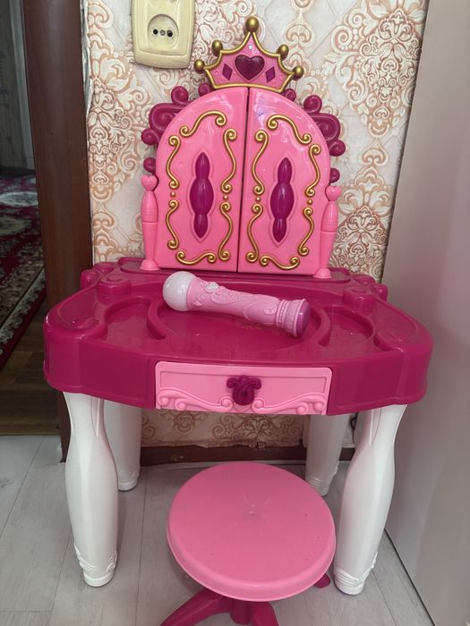 продам детский столик