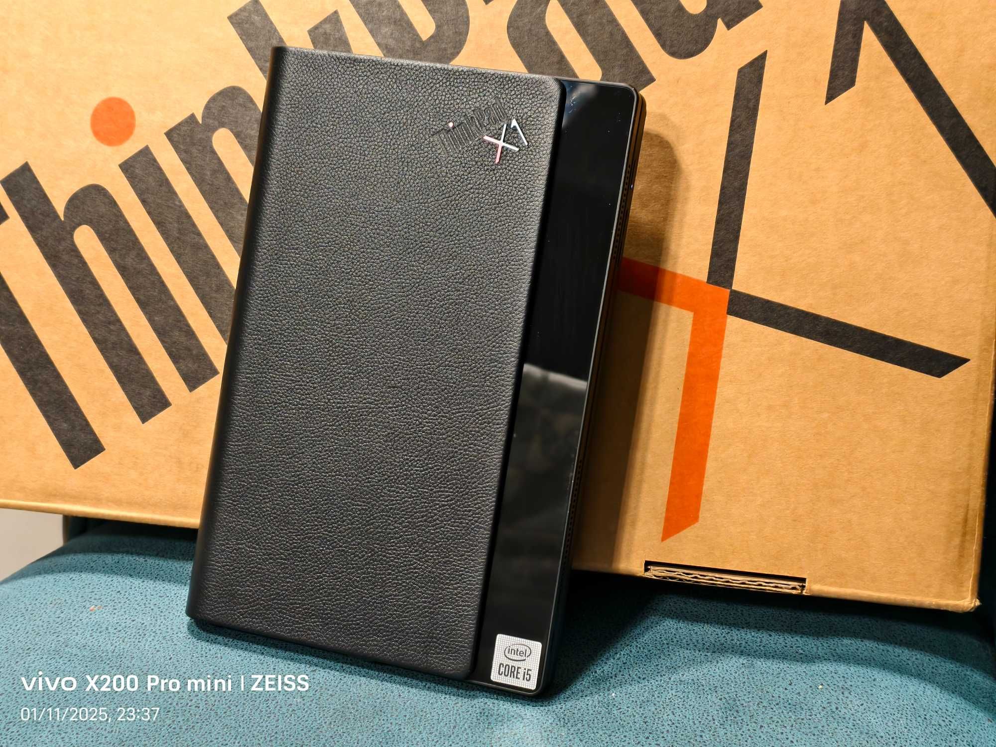 Lenovo ThinkPad X1 Fold OLED Corei5 512 Nvme Гаранция! Комплект!