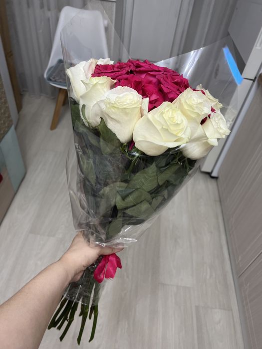 Букет роз 17 штук