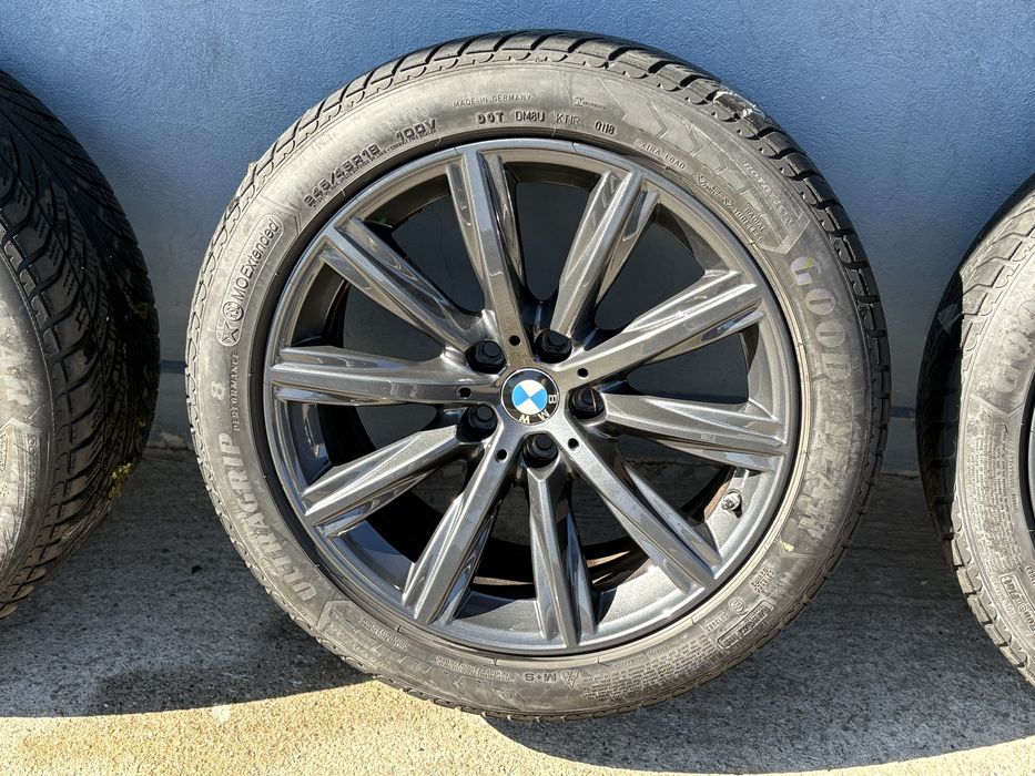 Jante BMW 684 G30 G31 245/45/18 cu cauciucuri de iarna