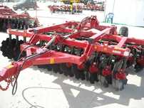 Grapa cu discuri PALLADA 4000 productivitate: 4,8 ha/h NOU